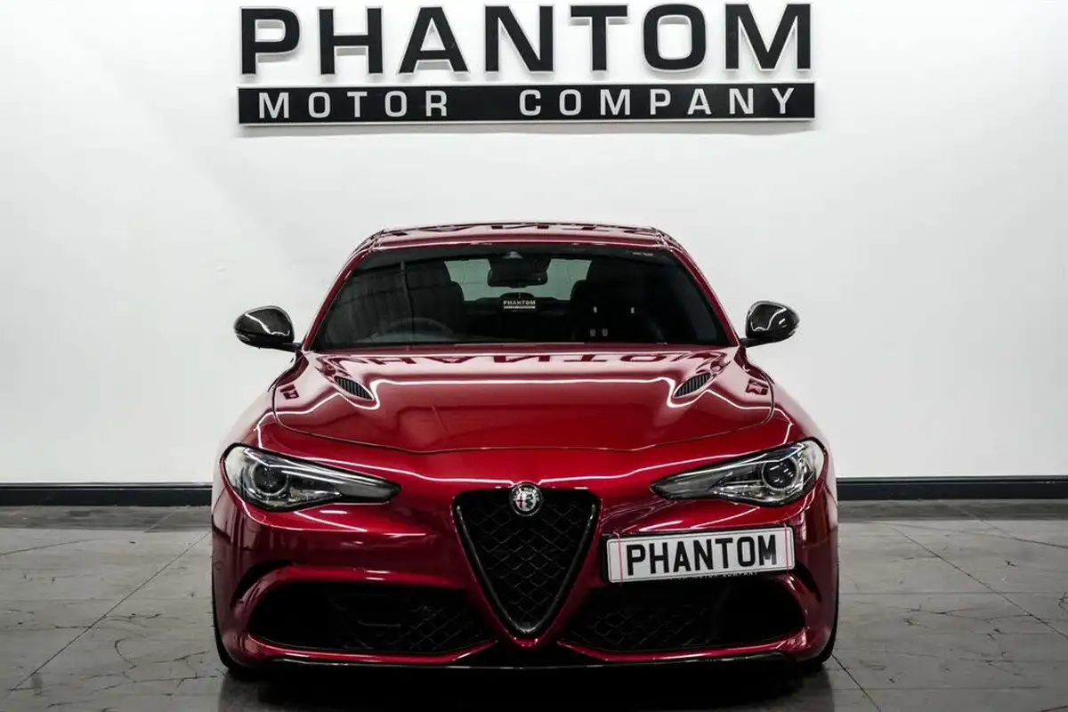 2018-alfa-romeo-giulia-29-biturbo-quadrifoglio-big-1