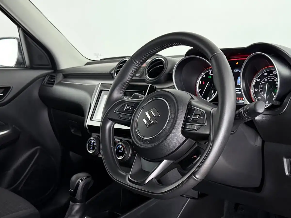 2023-suzuki-swift-12-dualjet-sz5-cvt-big-21