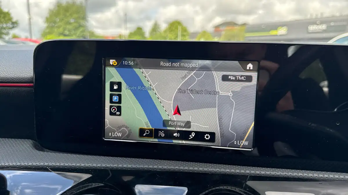 2019-mercedes-benz-a-class-13-a200-amg-line-hatchback-5d-big-27