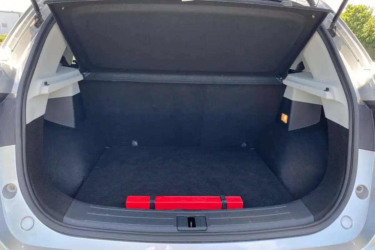 2023-mg-zs-suv-15-vti-tech-exclusive-big-14