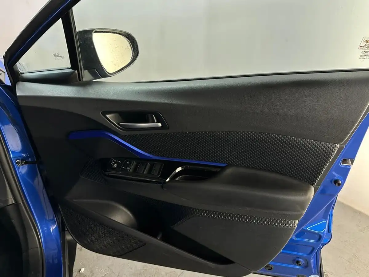 2020-toyota-c-hr-18-vvt-i-dynamic-big-33