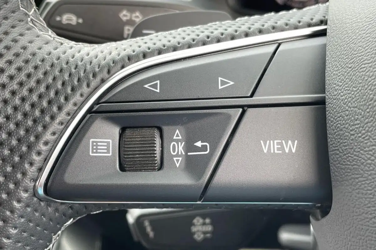 2023-audi-q7-30-45-tdi-s-line-big-20