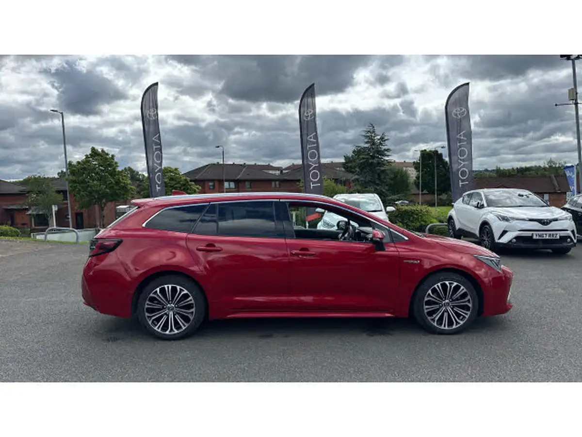 2019-toyota-corolla-18-vvt-i-excel-trk-touring-sports-big-15