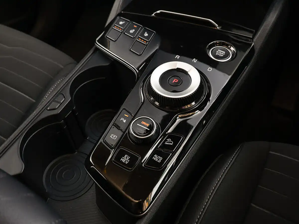 2023-kia-sportage-16-t-gdi-3-261bhp-awd-phev-auto-big-16