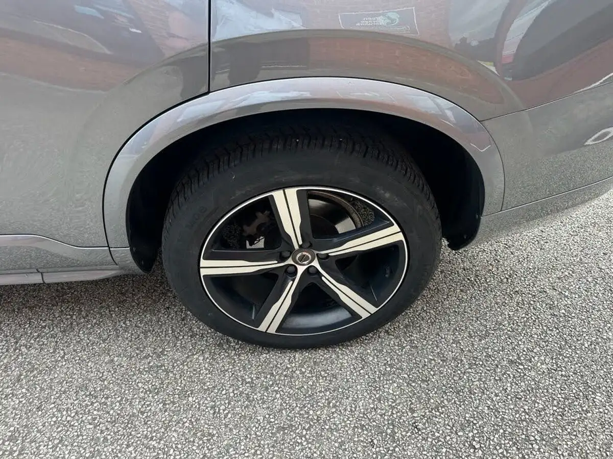 2019-volvo-xc90-20td-d5-r-design-big-35