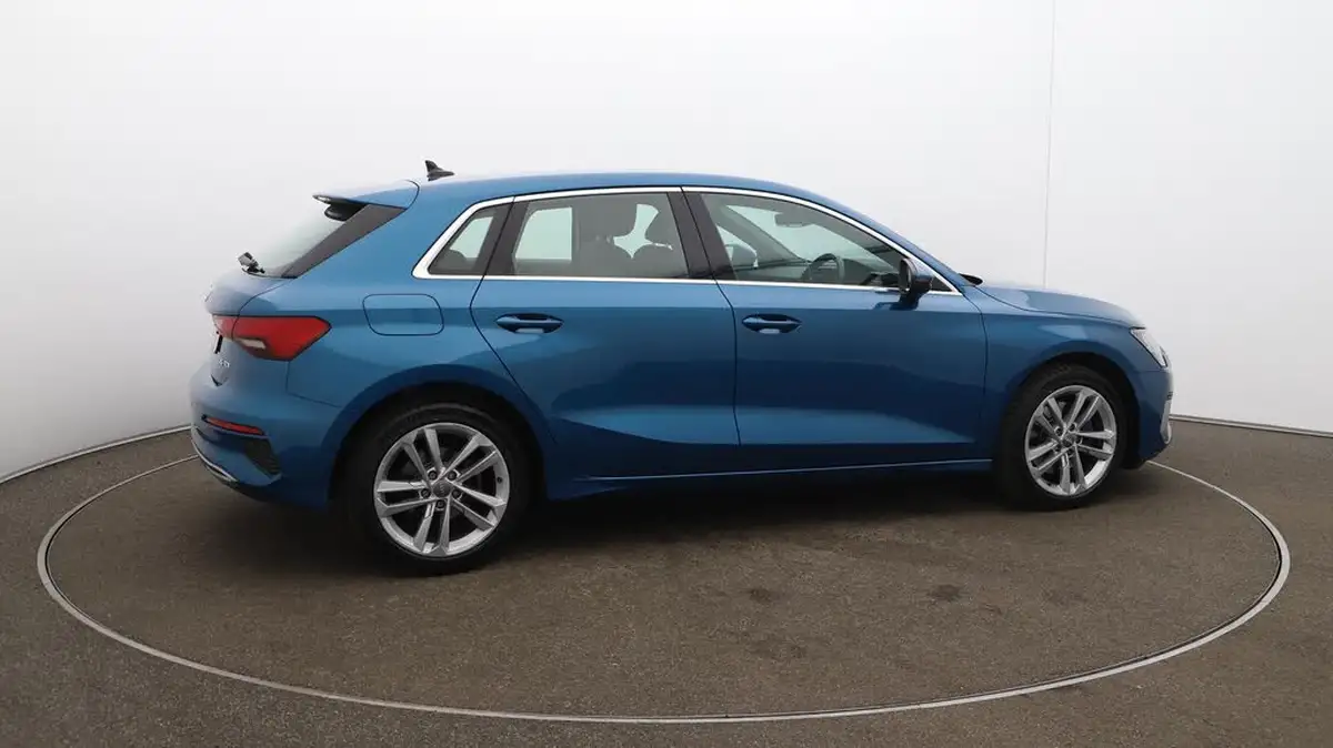 2020-audi-a3-20-35-tdi-sportback-5d-s-tronic-big-50