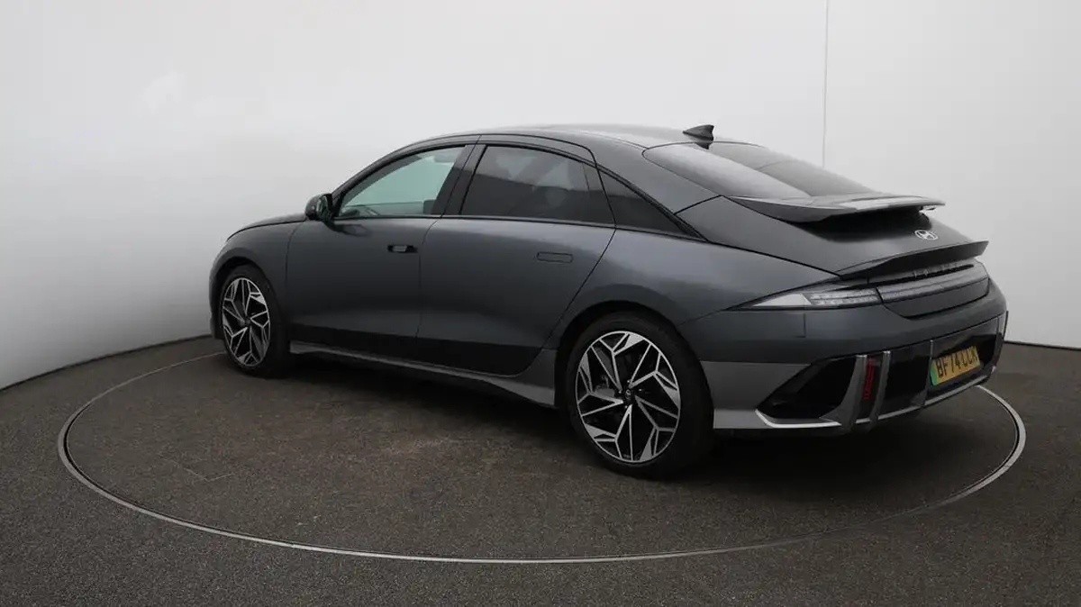 2024-hyundai-ioniq-6-e-ultimate-325ps-dual-motor-awd-big-65