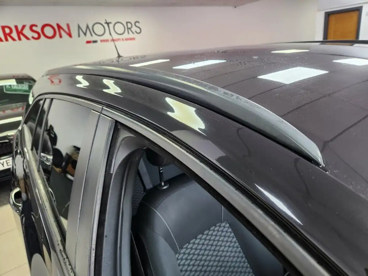 2019-vauxhall-astra-10i-turbo-design-sport-tourer-big-34