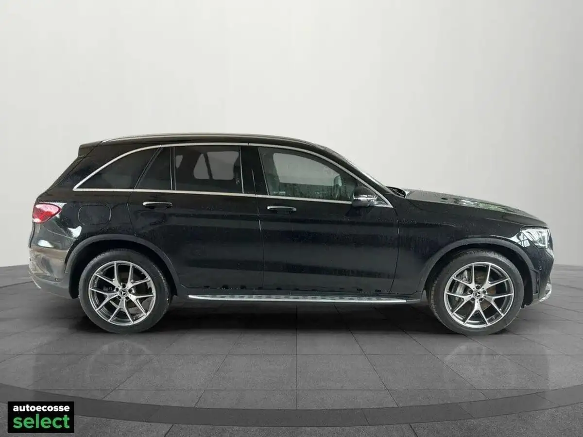 2021-mercedes-benz-glc-class-20d-glc300d-amg-line-premium-plus-245ps-station-wagon-5d-big-5