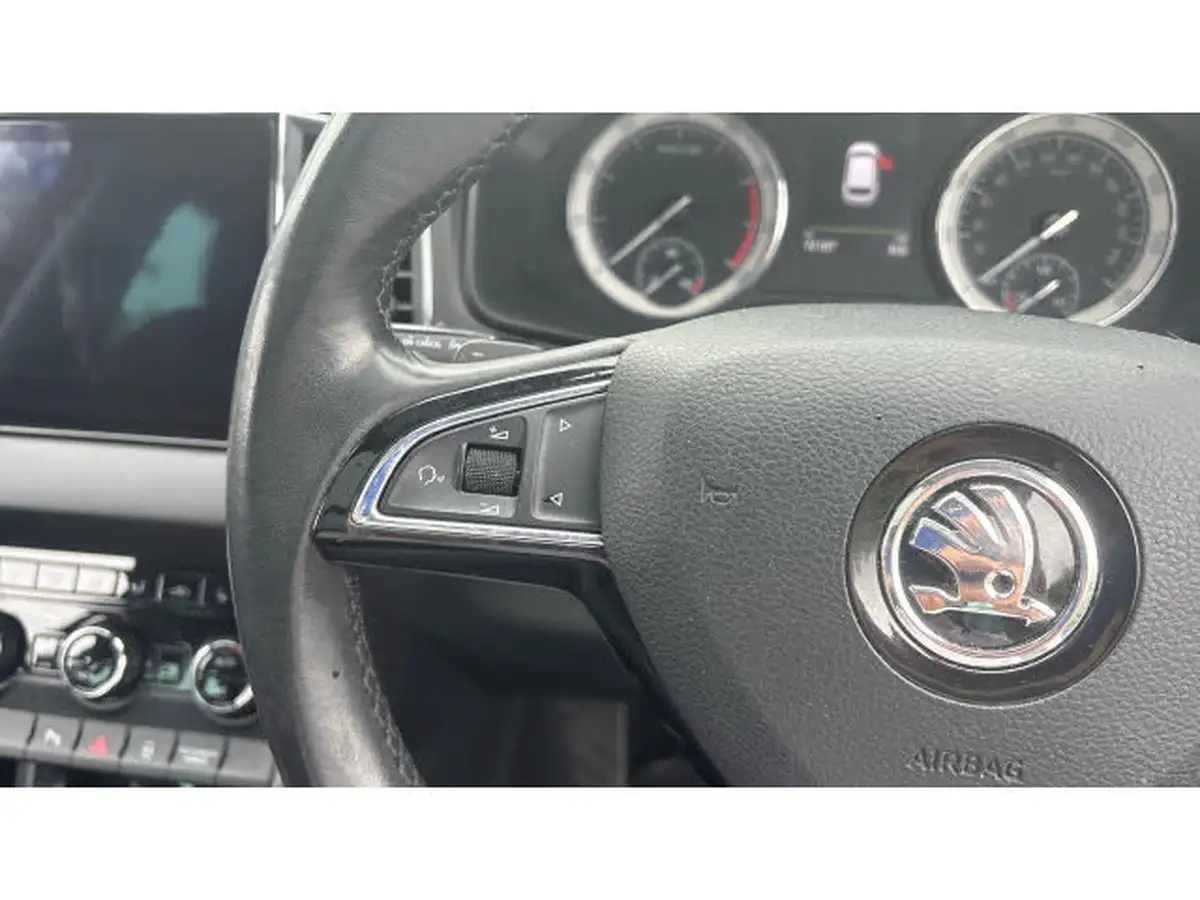 2018-skoda-karoq-15-tsi-edition-ss-dsg-big-33