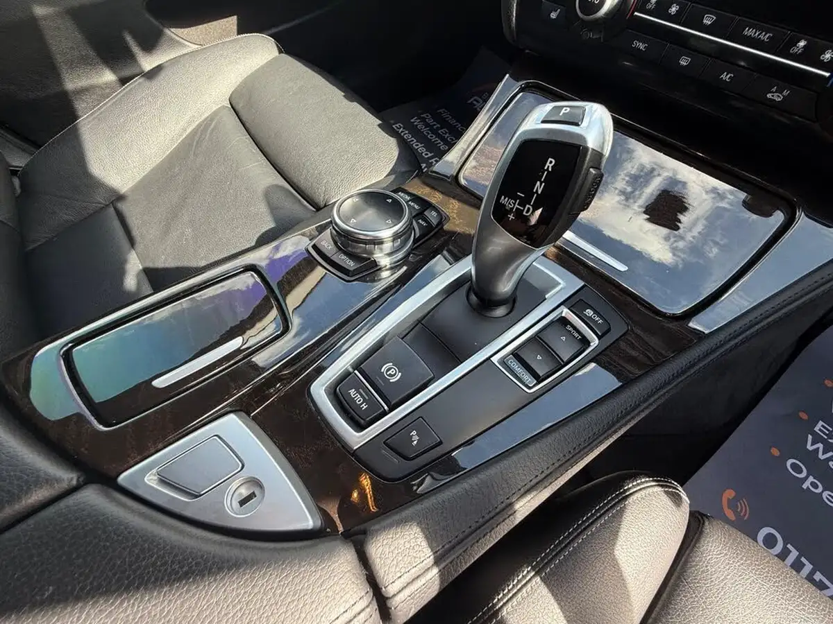 2014-bmw-5-series-30td-530d-luxury-touring-5d-big-27