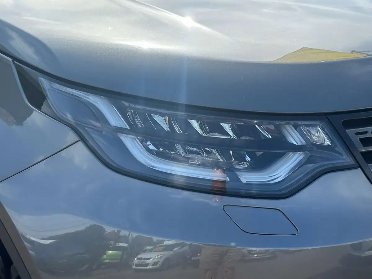 2018-land-rover-discovery-20sd4-se-240ps-awd-station-wagon-5d-auto-big-29