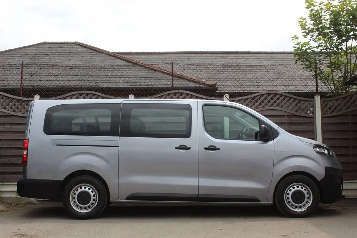 2021-vauxhall-vivaro-life-e-edition-l-big-5