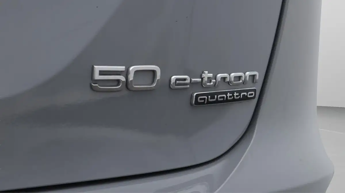 2023-audi-q4-e-tron-50e-sport-station-wagon-big-22
