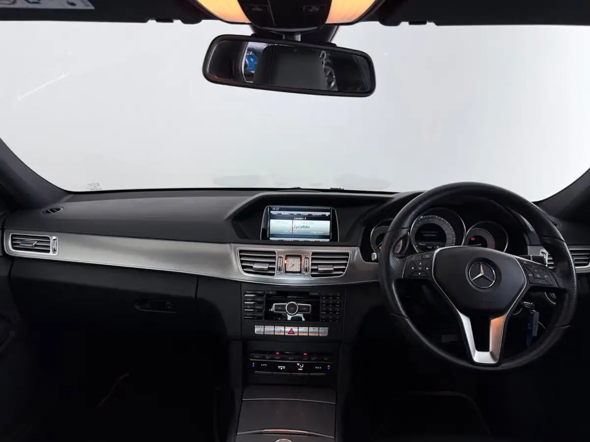 2013-mercedes-benz-e-class-21td-e220-cdi-se-21cdi-170bhp-saloon-4d-7g-tronic-plus-big-18