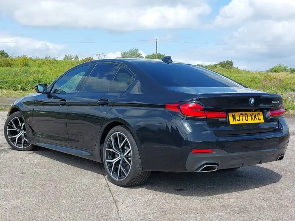 2020-bmw-5-series-20td-520d-m-sport-187bhp-mht-saloon-4d-big-1