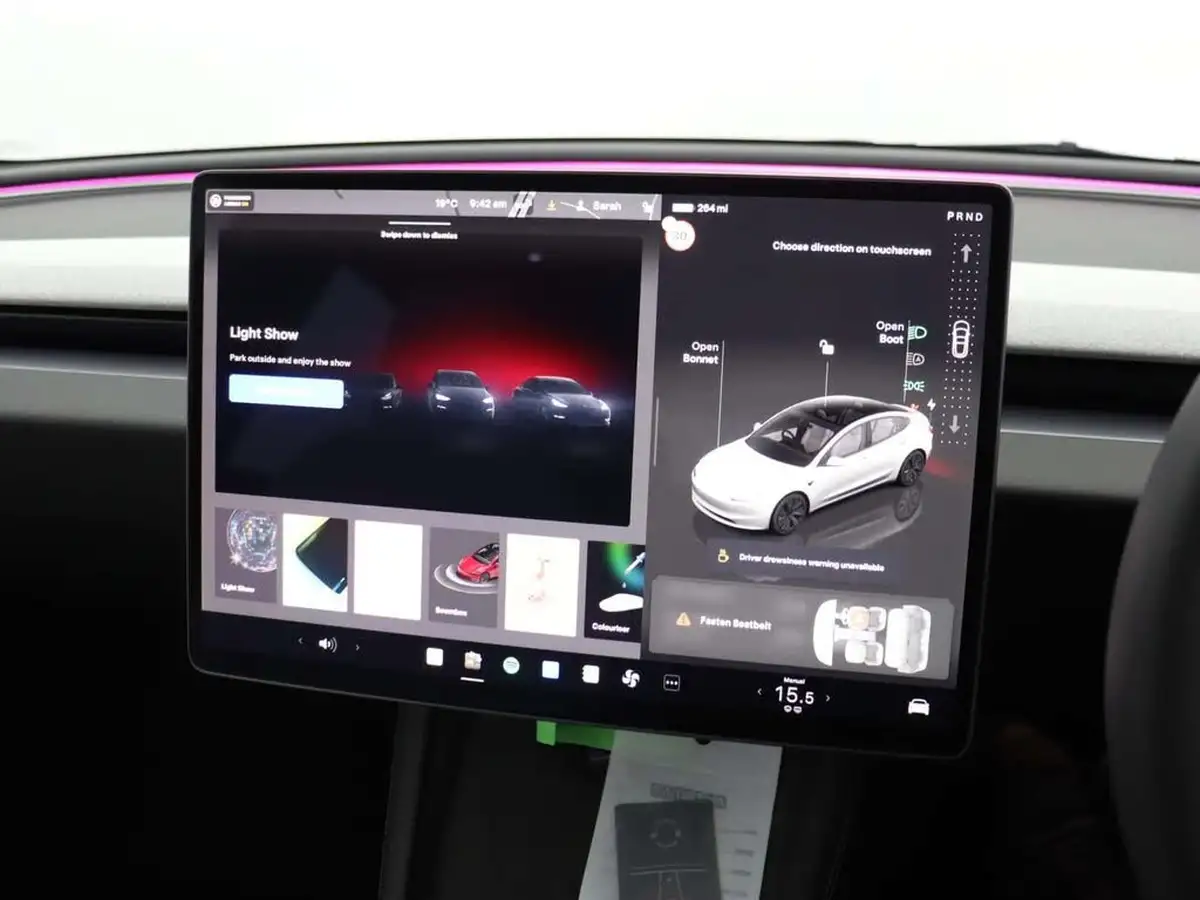 2024-tesla-model-3-e-rwd-big-33