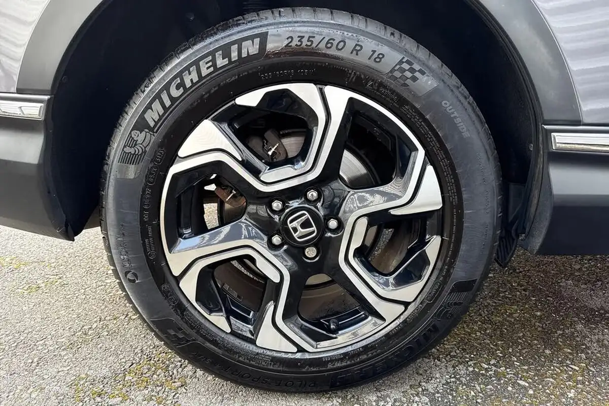2019-honda-cr-v-15-vtec-turbo-se-193ps-4wd-cvt-big-11