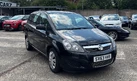 2013-vauxhall-zafira-16-exclusiv-small-0
