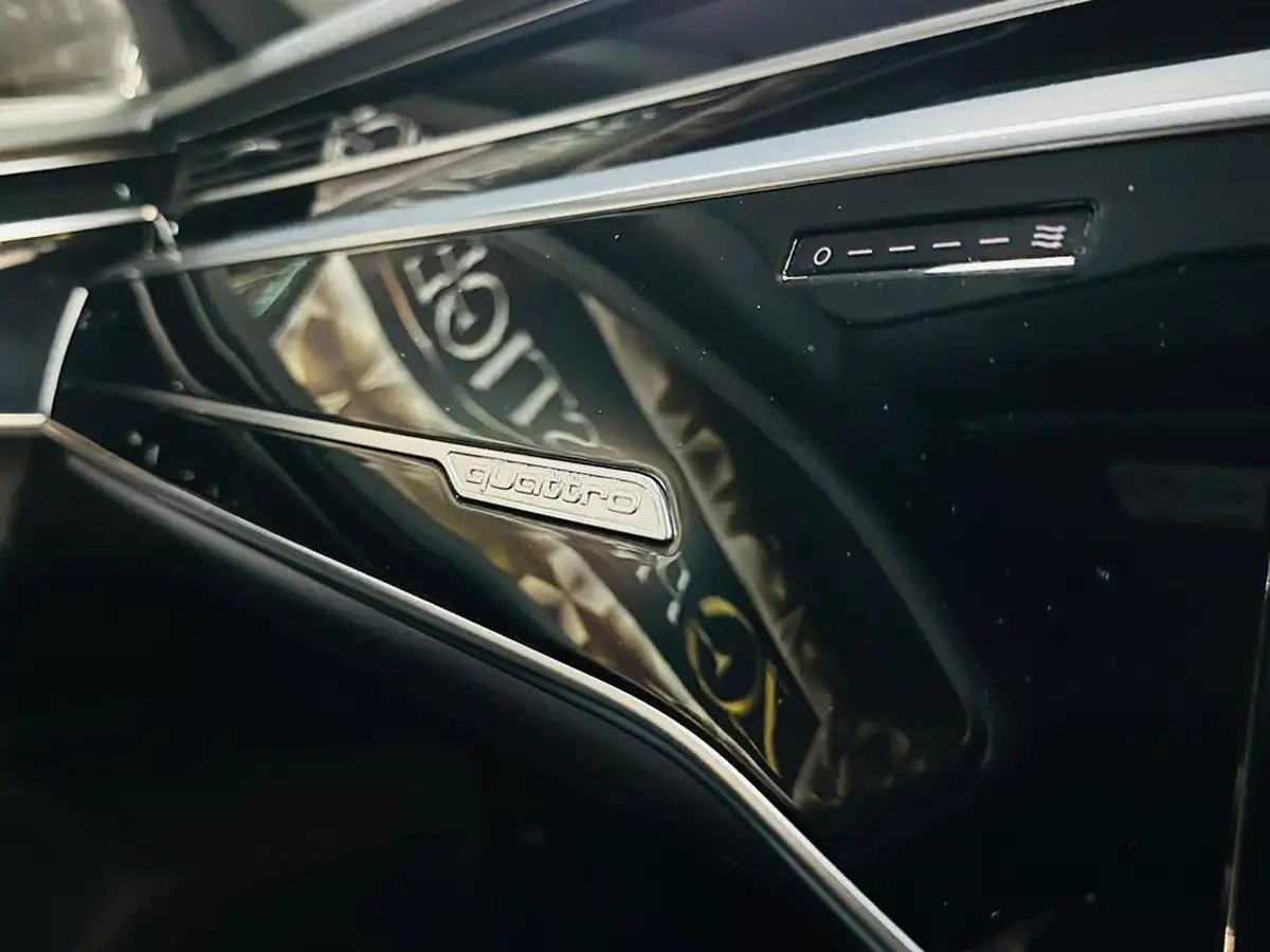 2020-audi-a8-30-55-tfsi-black-edition-big-53