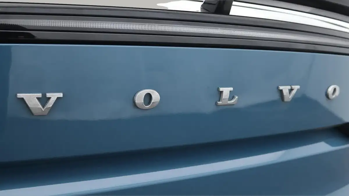 2022-volvo-c40-e-recharge-ultimate-228bhp-big-22