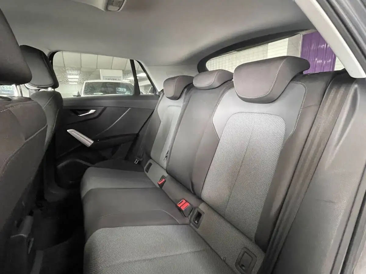2020-audi-q2-16-30-tdi-technik-big-28