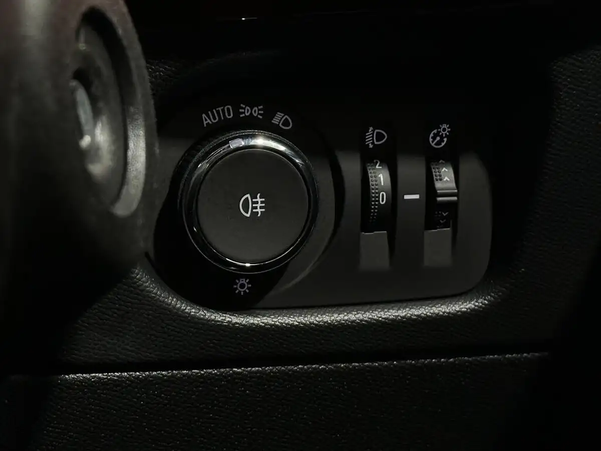 2023-vauxhall-mokka-12-gs-130ps-auto-big-15