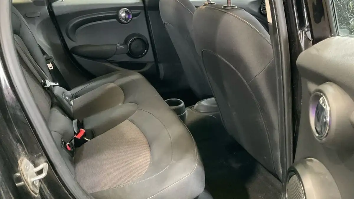 2019-mini-cooper-15-cooper-classic-hatchback-5d-big-6
