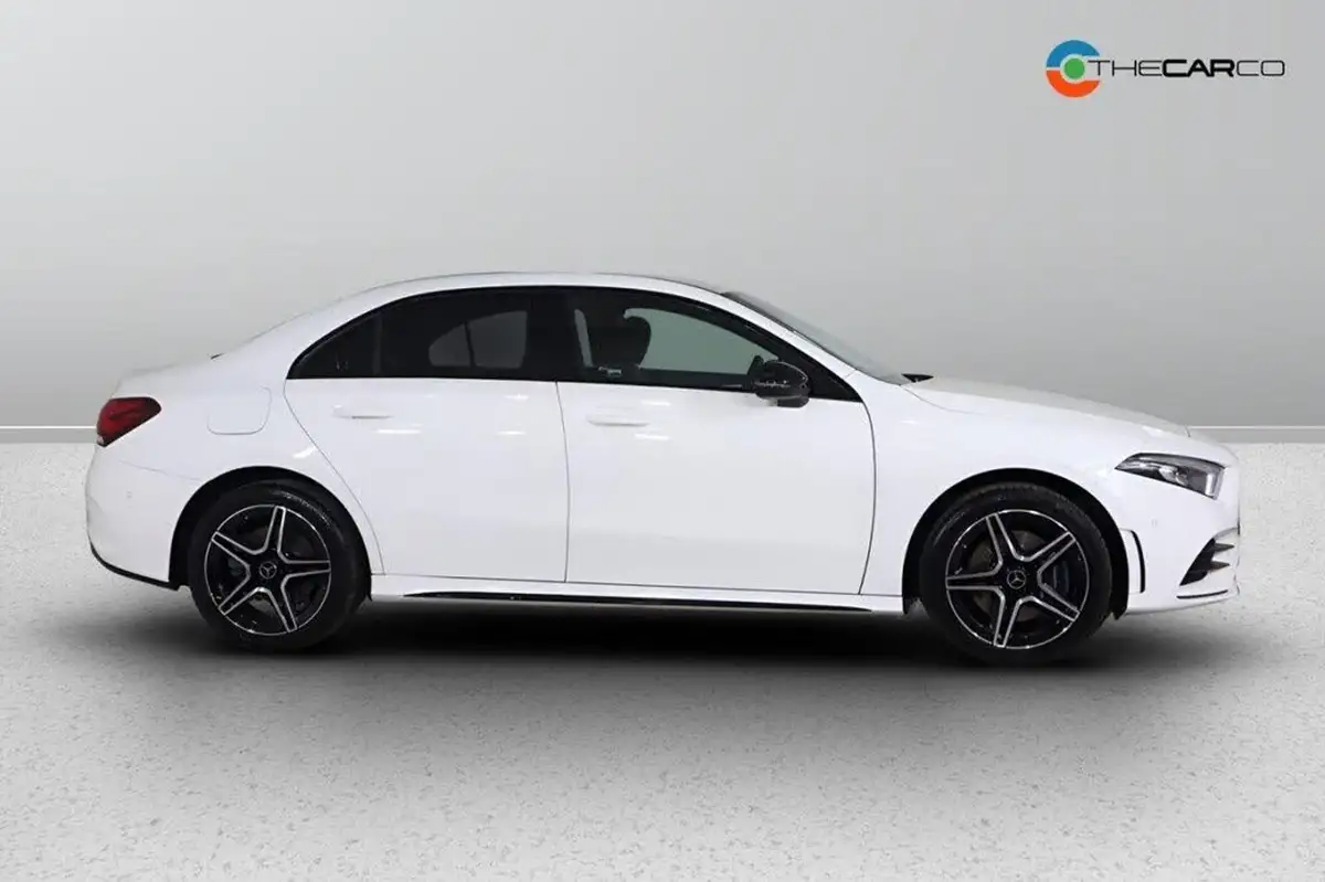 2022-mercedes-benz-a-class-20-a250-amg-line-executive-edition-saloon-4d-big-9