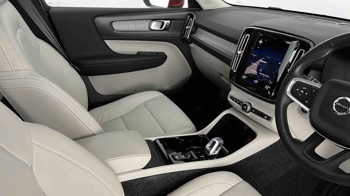 2021-volvo-xc40-15-t3-inscription-161bhp-auto-big-33