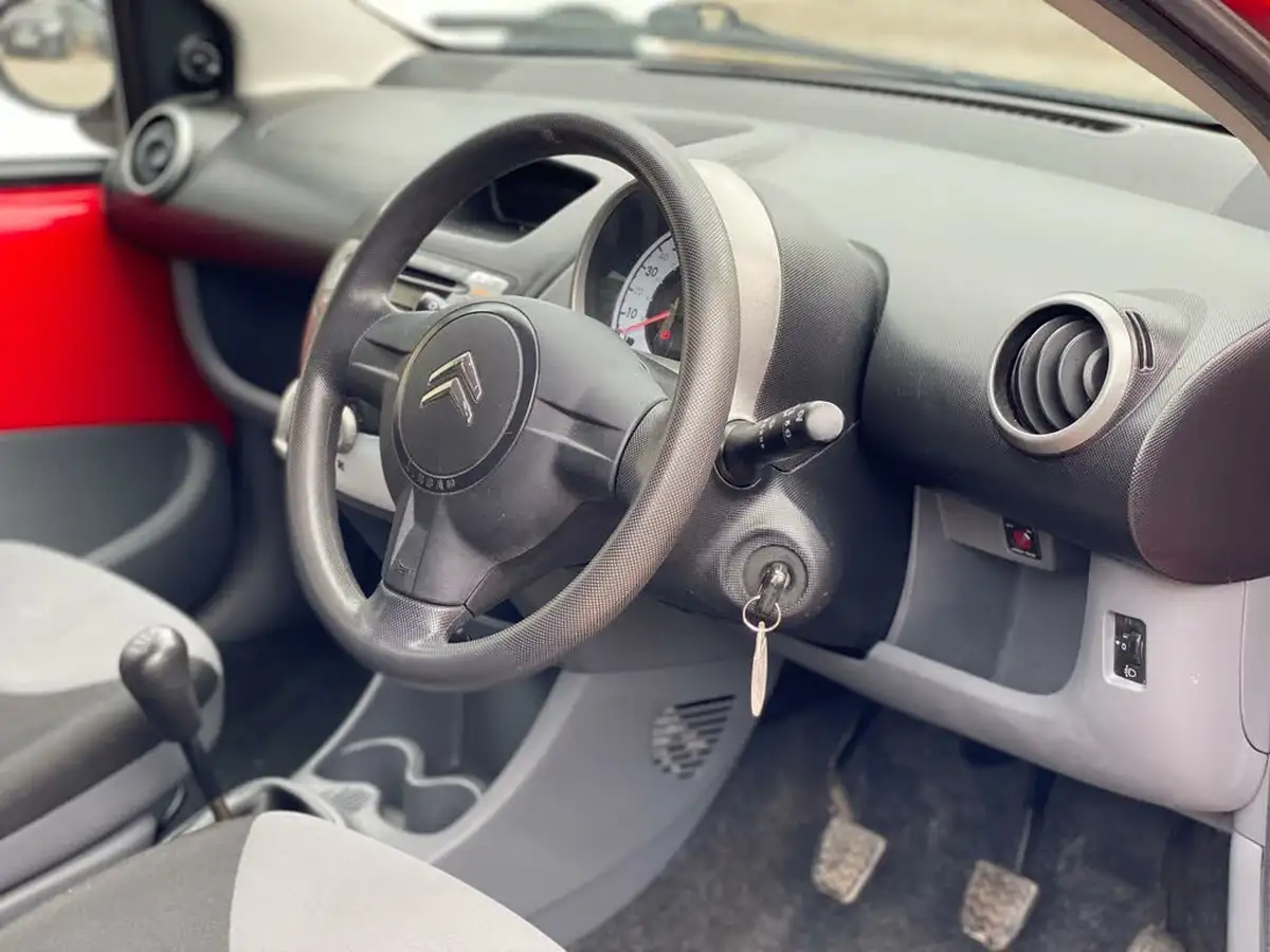 2009-citroen-c1-10-vt-5d-big-7