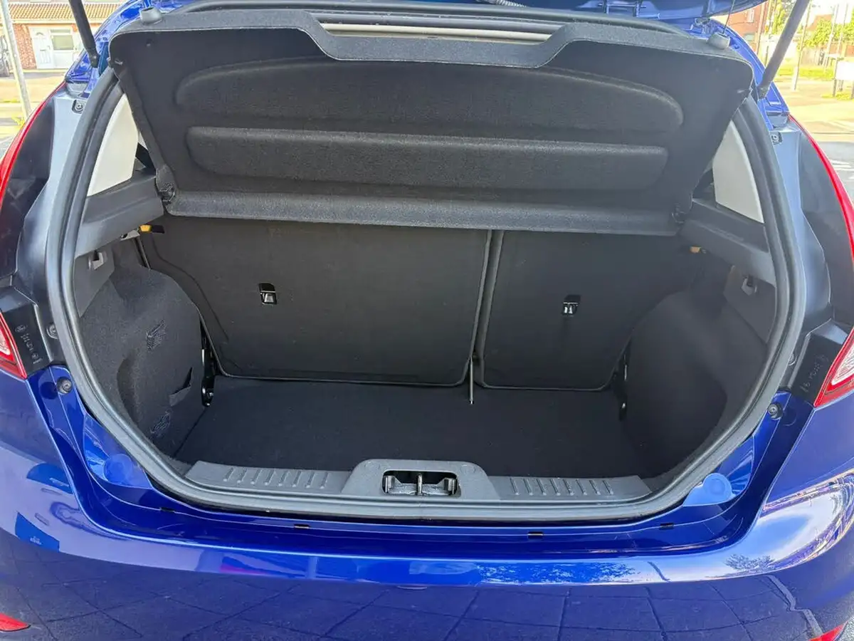 2017-ford-fiesta-10t-titanium-x-125ps-ss-5d-big-11