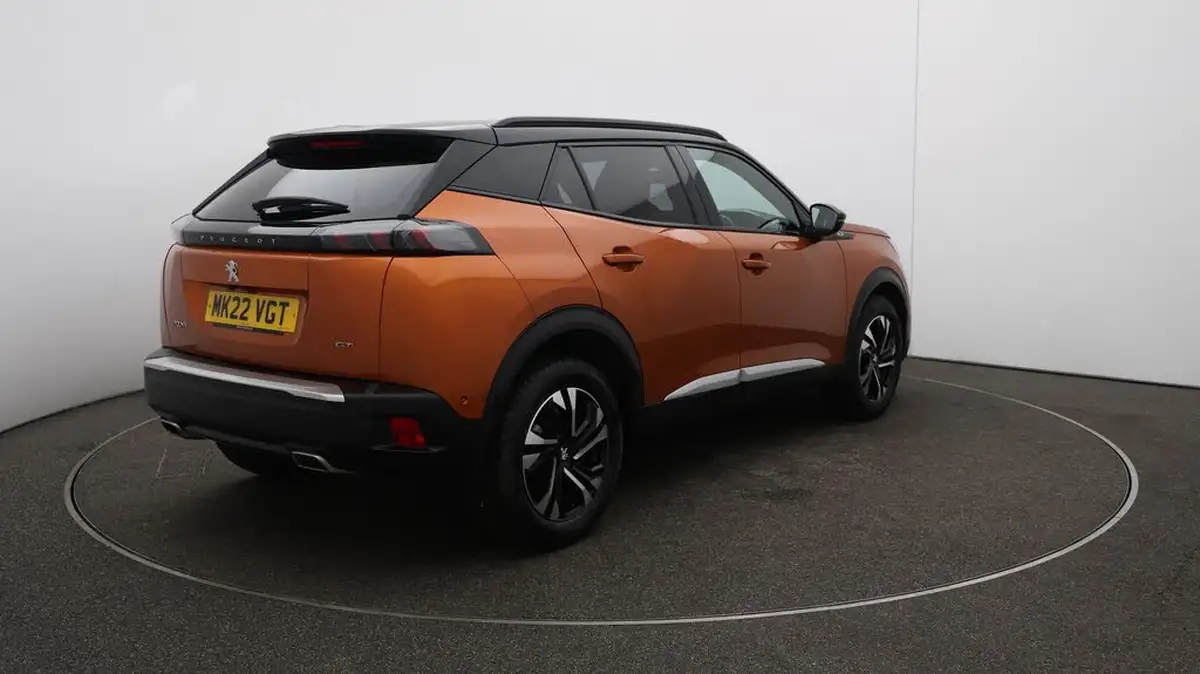 2022-peugeot-2008-suv-12-puretech-gt-big-57
