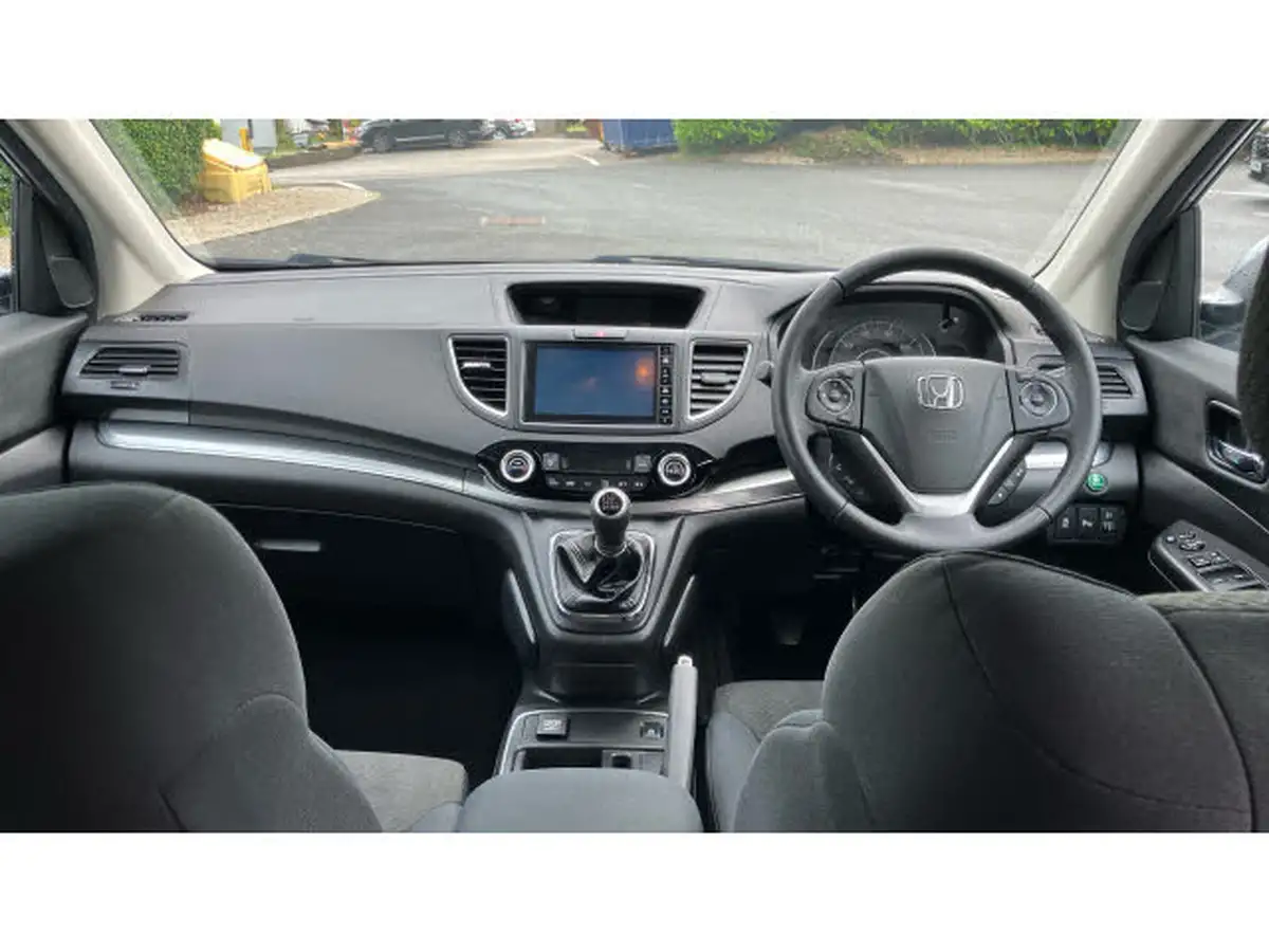 2018-honda-cr-v-20-i-vtec-se-plus-navi-4wd-ss-big-3