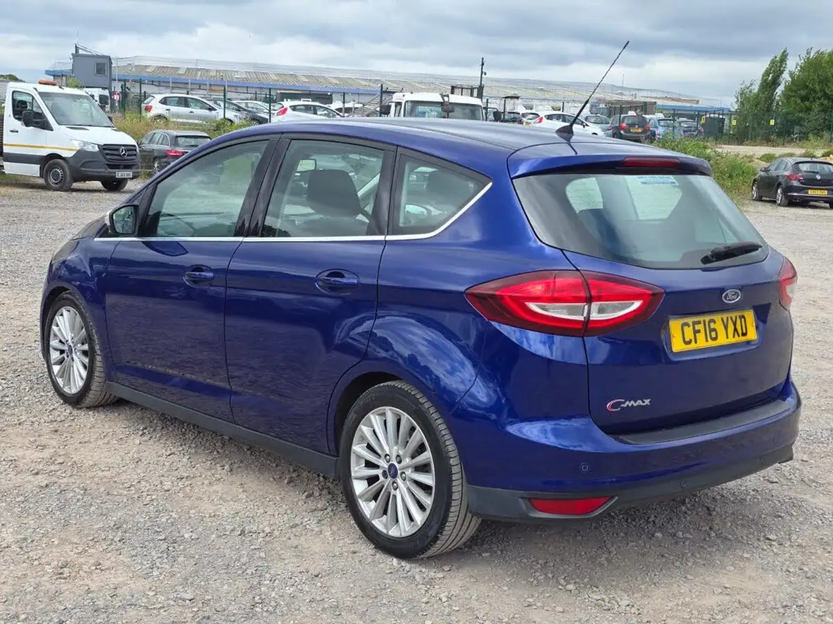 2016-ford-c-max-15tdci-titanium-powershift-big-3