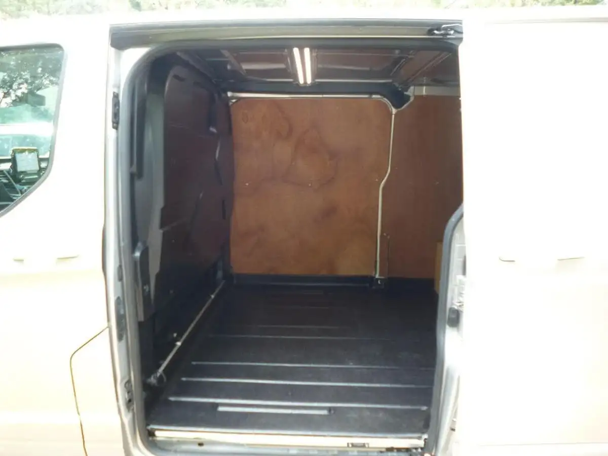 2022-ford-transit-custom-20tdci-300-l2h1-limited-130pseu6dt-panel-van-auto-big-25