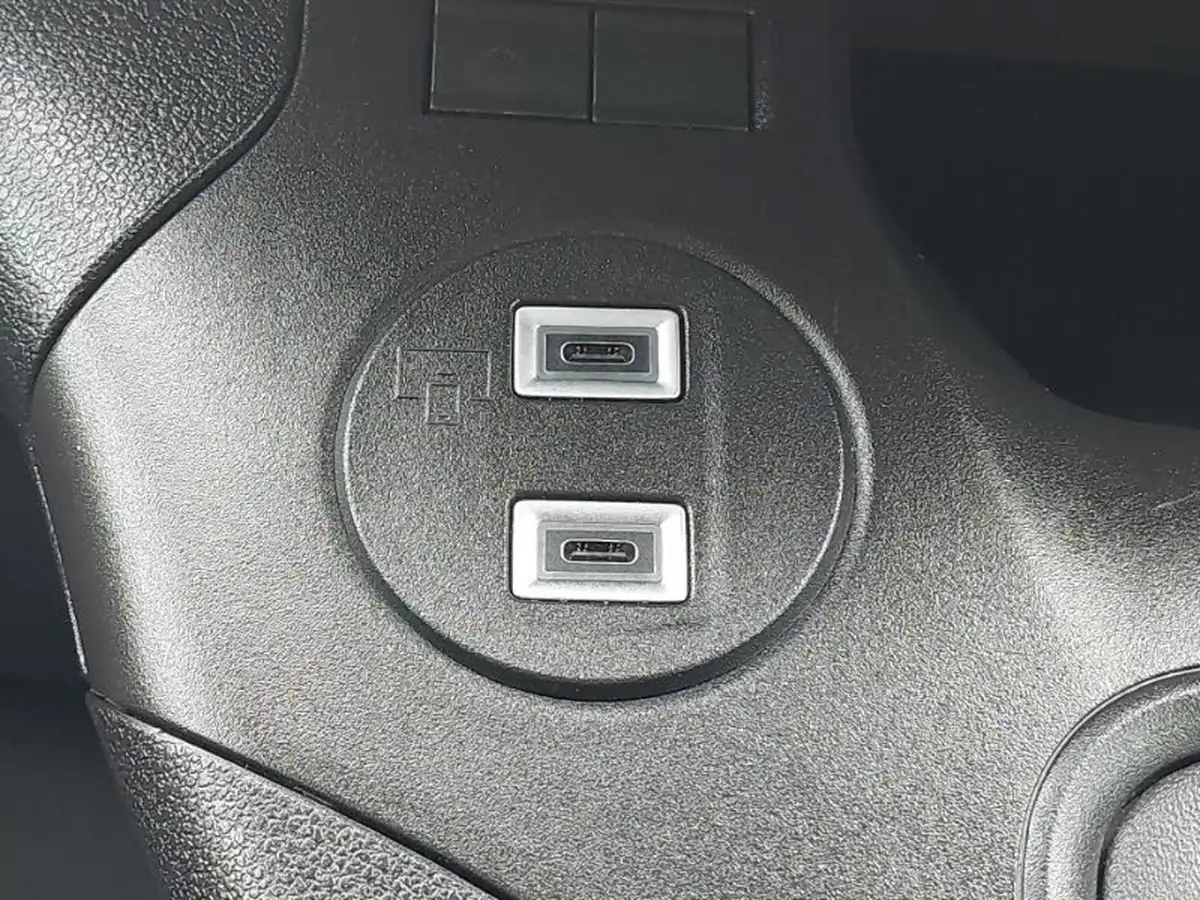 2024-peugeot-partner-15-bluehdi-professional-100pseu6d-big-15
