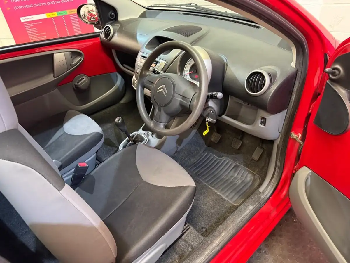 2011-citroen-c1-10-vtr-68-3d-big-29