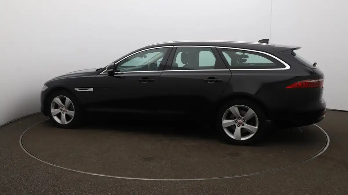 2018-jaguar-xf-20i-portfolio-249ps-sportbrake-5d-1997cc-big-46