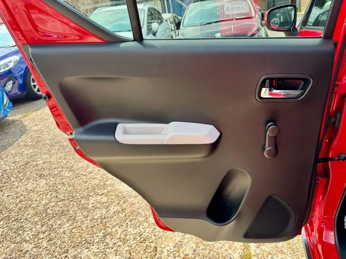 2018-suzuki-ignis-12-dualjet-sz-t-big-35