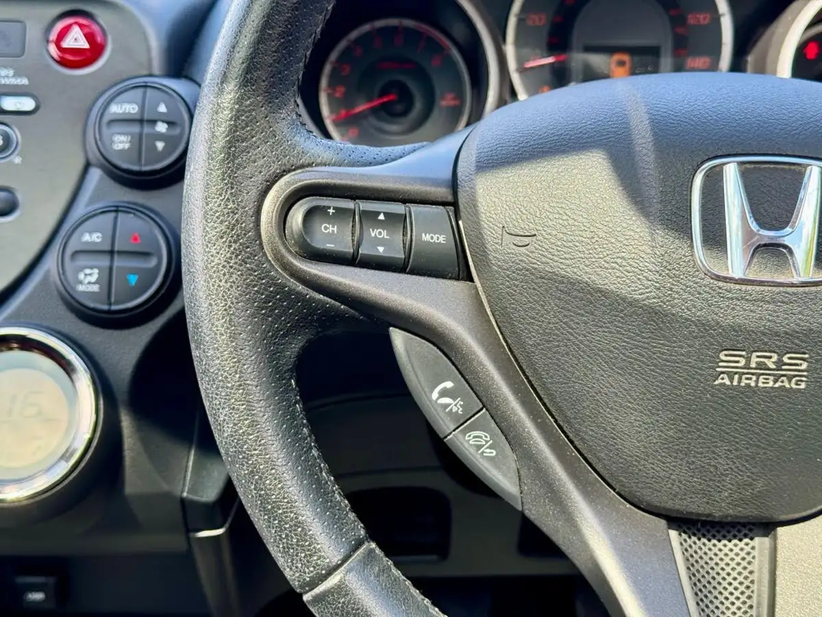 2014-honda-jazz-14-ex-big-53