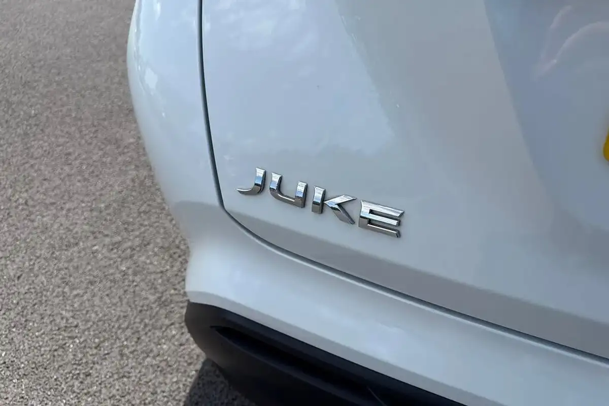 2022-nissan-juke-10-dig-t-tekna-big-31
