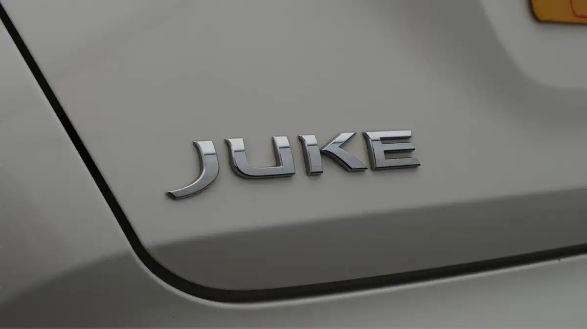 2021-nissan-juke-10-dig-t-tekna-big-21