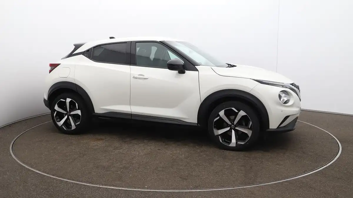 2021-nissan-juke-10-dig-t-tekna-big-45