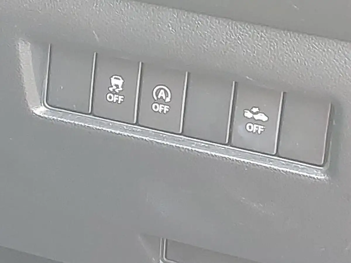 2022-suzuki-swift-12-dualjet-sz-l-big-13