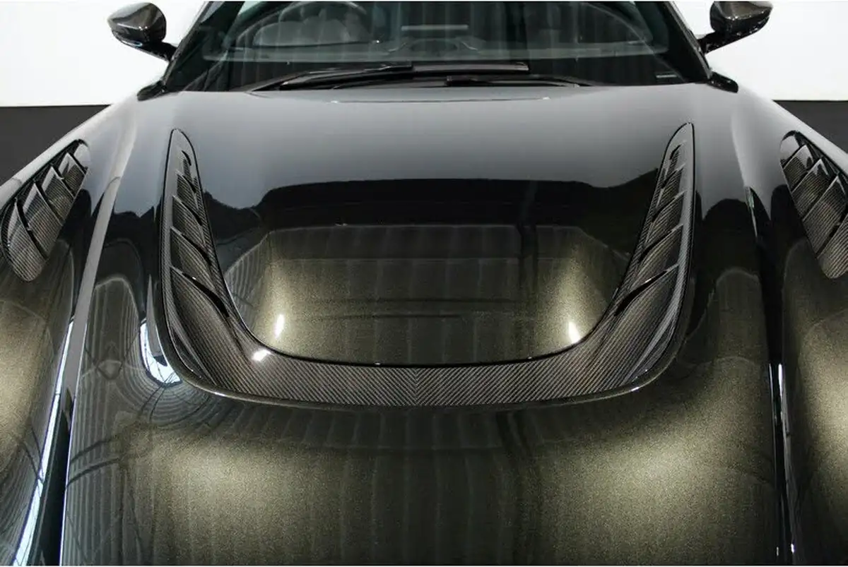 2023-aston-martin-dbs-big-65