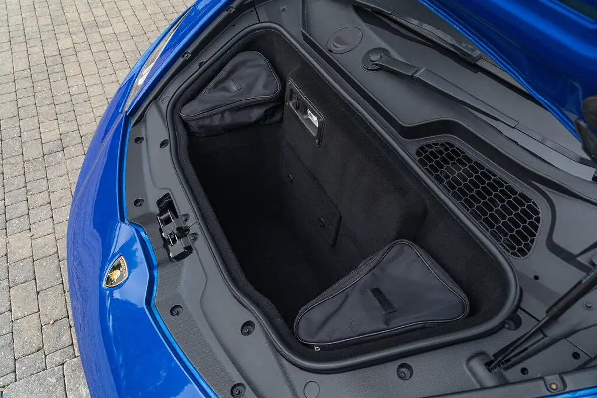 2018-lamborghini-huracan-52-performante-coupe-big-9