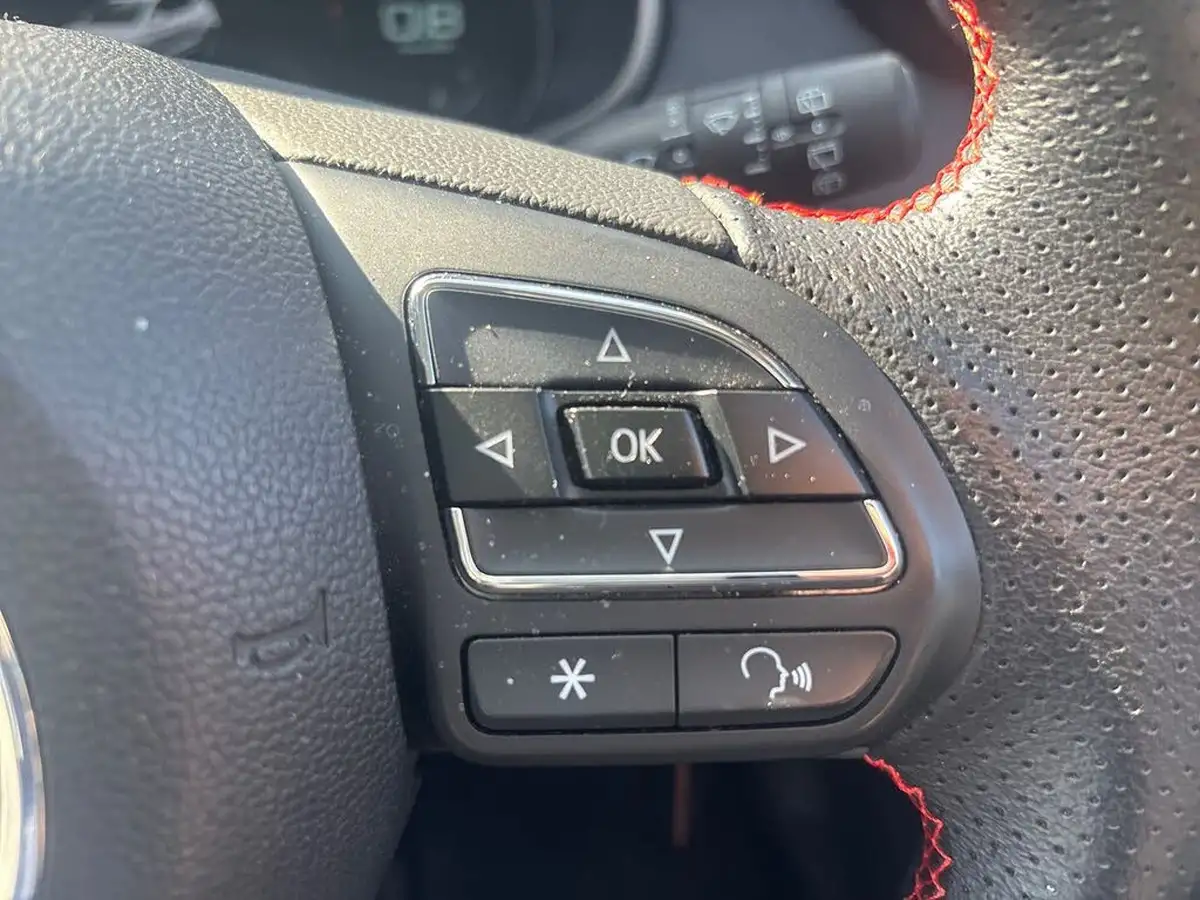 2021-mg-zs-suv-15-vti-tech-exclusive-big-24
