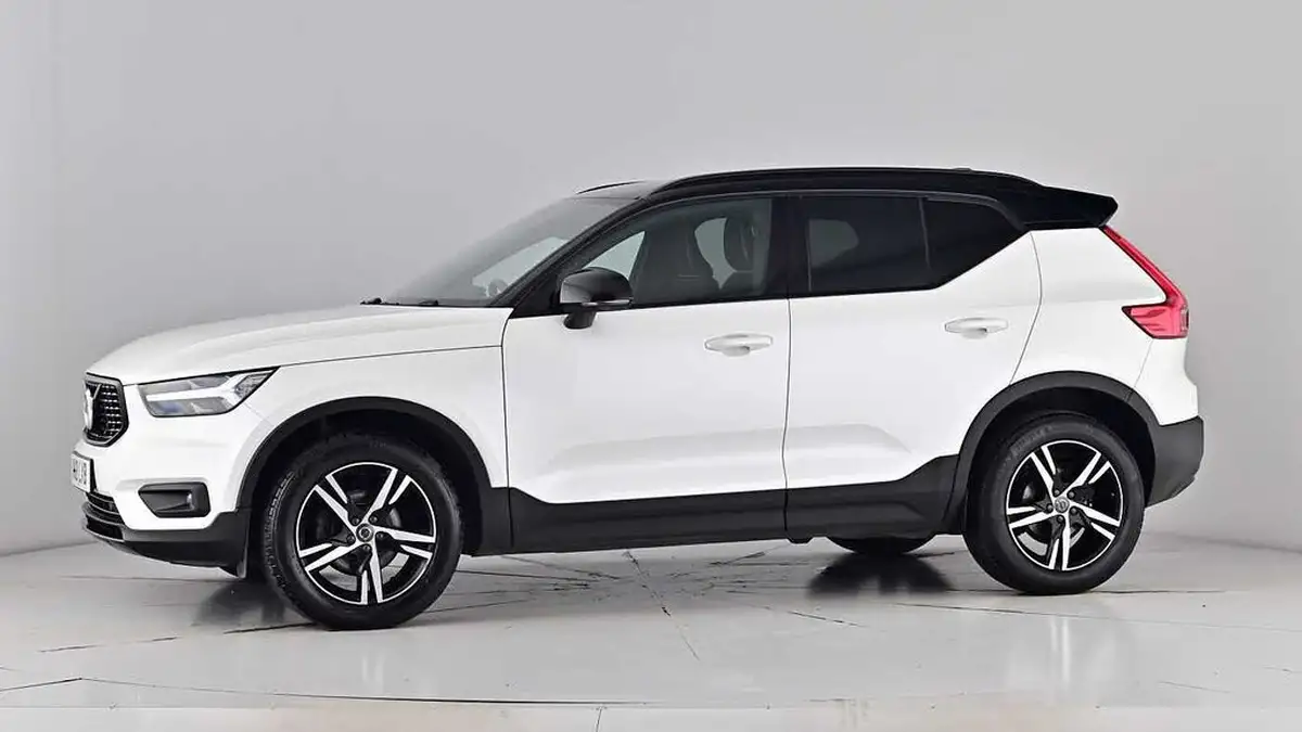 2021-volvo-xc40-15-t3-r-design-161bhp-big-58