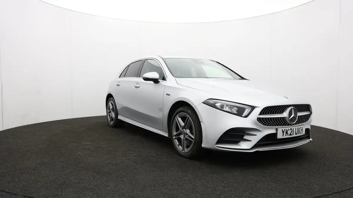 2021-mercedes-benz-a-class-13-a250e-amg-line-hatchback-5d-big-48